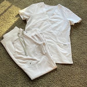Figs scrubs